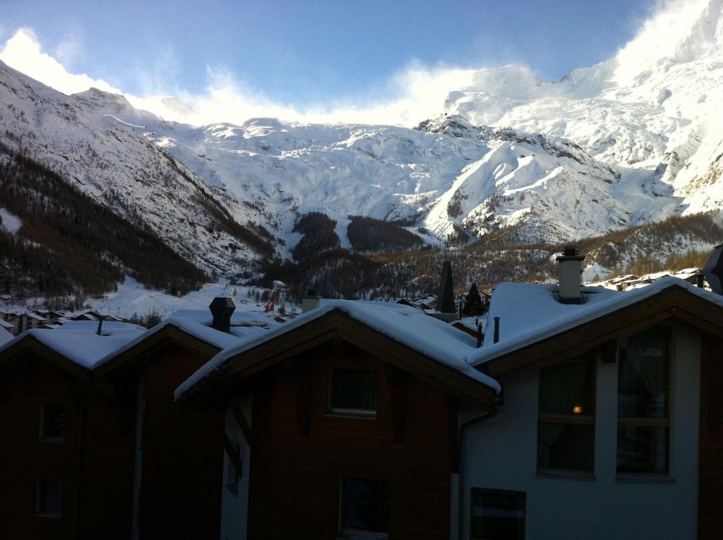 Heimathüs Saas-Fee room 2